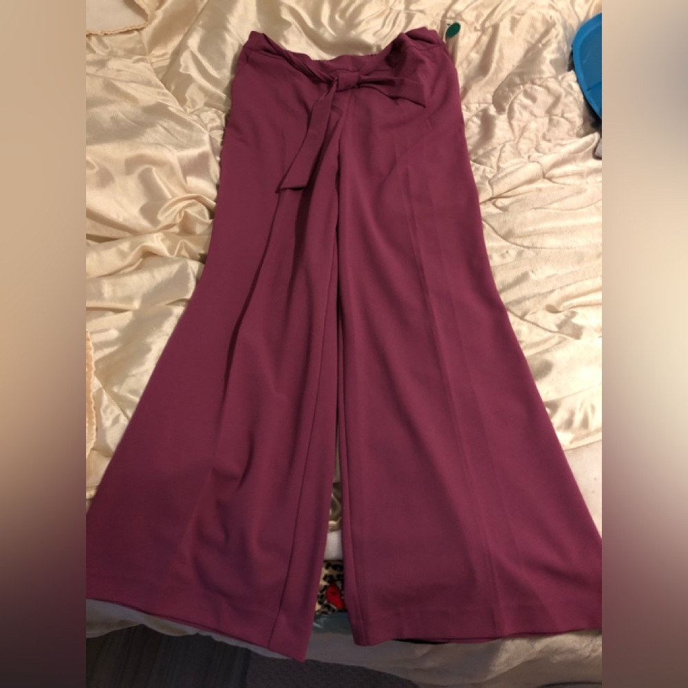 Wide-leg high-waisted trousers in size XL pink